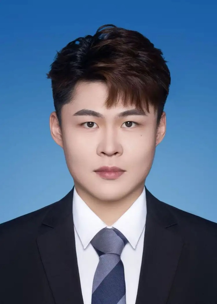 孙正昊肖像